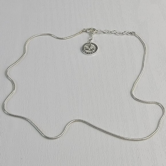 Vintage Crown Trifari White Gold Plated Snake Chain Necklace 18 Inch